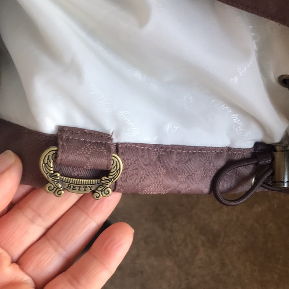 Women’s snowboarding jacket Betty Rides NEW Lace jacquard collection siz… - Picture 11 of 16